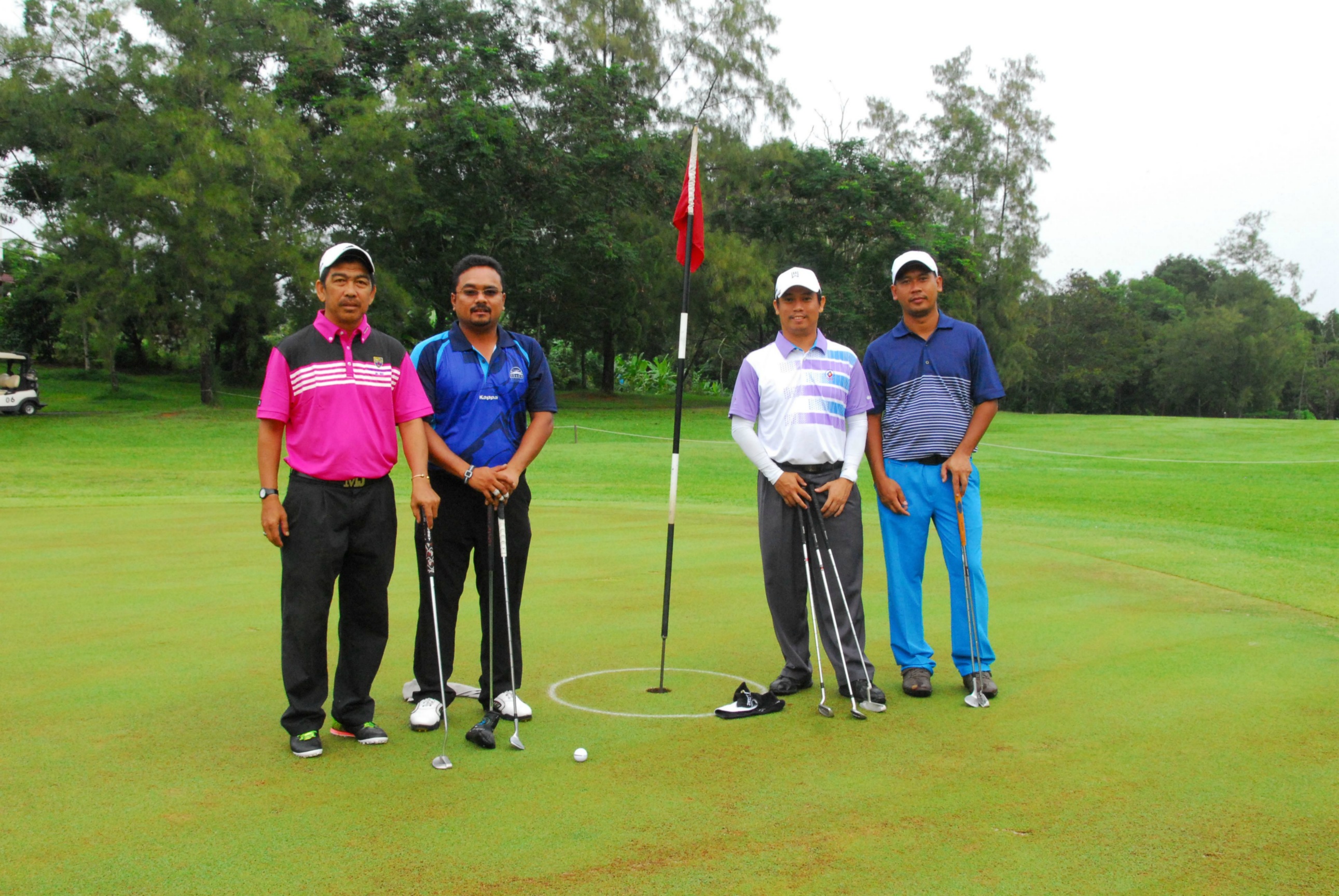 PRO15 157 GOLF DSC 0165.JPG